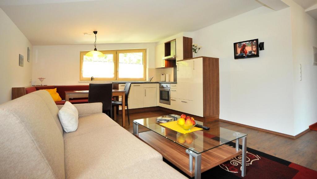 Haus Gisela Hotell Oetz Rom bilde