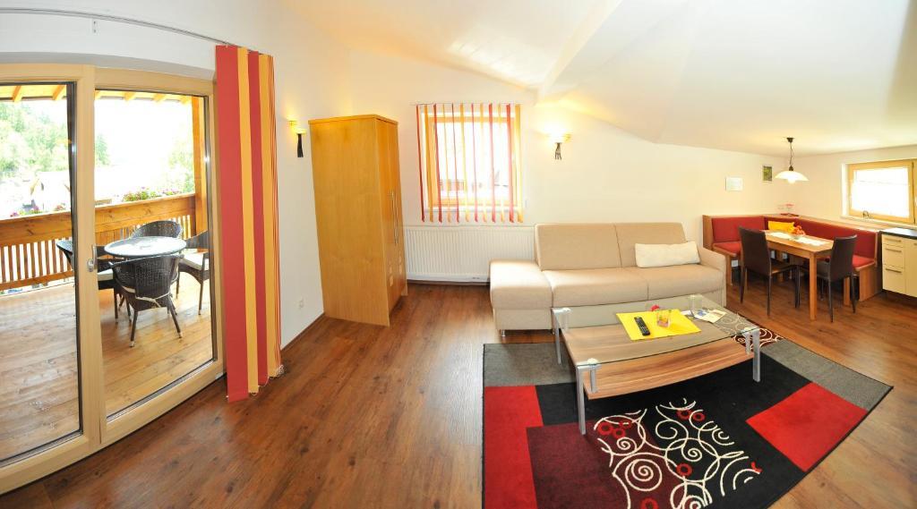 Haus Gisela Hotell Oetz Rom bilde